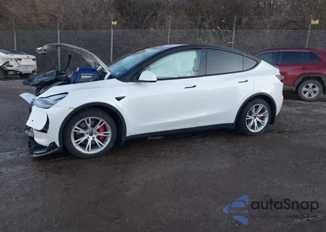 2020 Tesla Model Y Long Range Dual Motor All-Wheel Drive из США, поврежденный, VIN 5YJYGDEEXLF044247